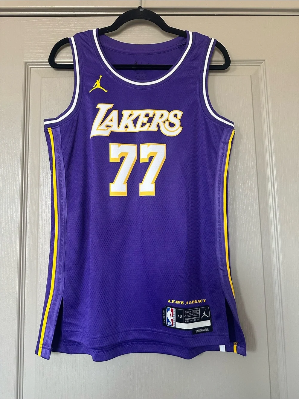 Nike Jordan Luka Dončić Lakers #77 Statement Edition Jersey NWT Small